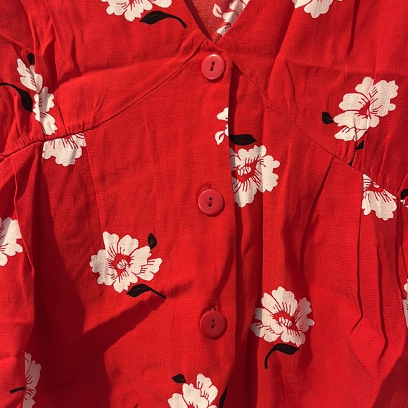 Zara Red Floral Buttondown Top size L - Picture 8 of 9